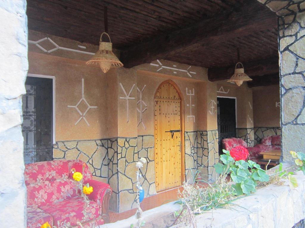 Kasbah Restaurant La Petite Gorge Hotel Tinghir Bagian luar foto